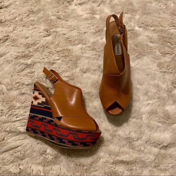 Steve Madden size 8 boho aztec Elissaa leather Wedge Heel - Picture 2 of 6